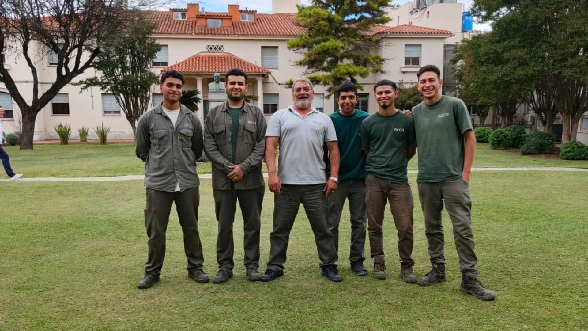 Cuadrilla espacios verdes
