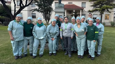 foto grupal equipo ISCOT turno mañana